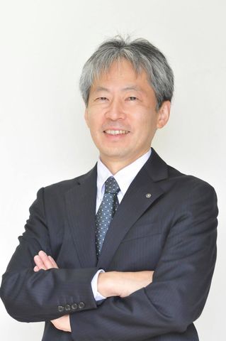 真野博氏